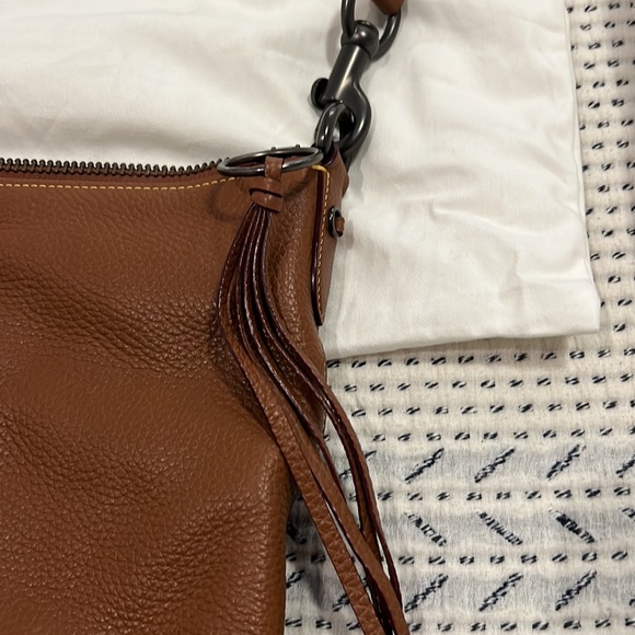 Coach handbag. - Picture 3 of 17